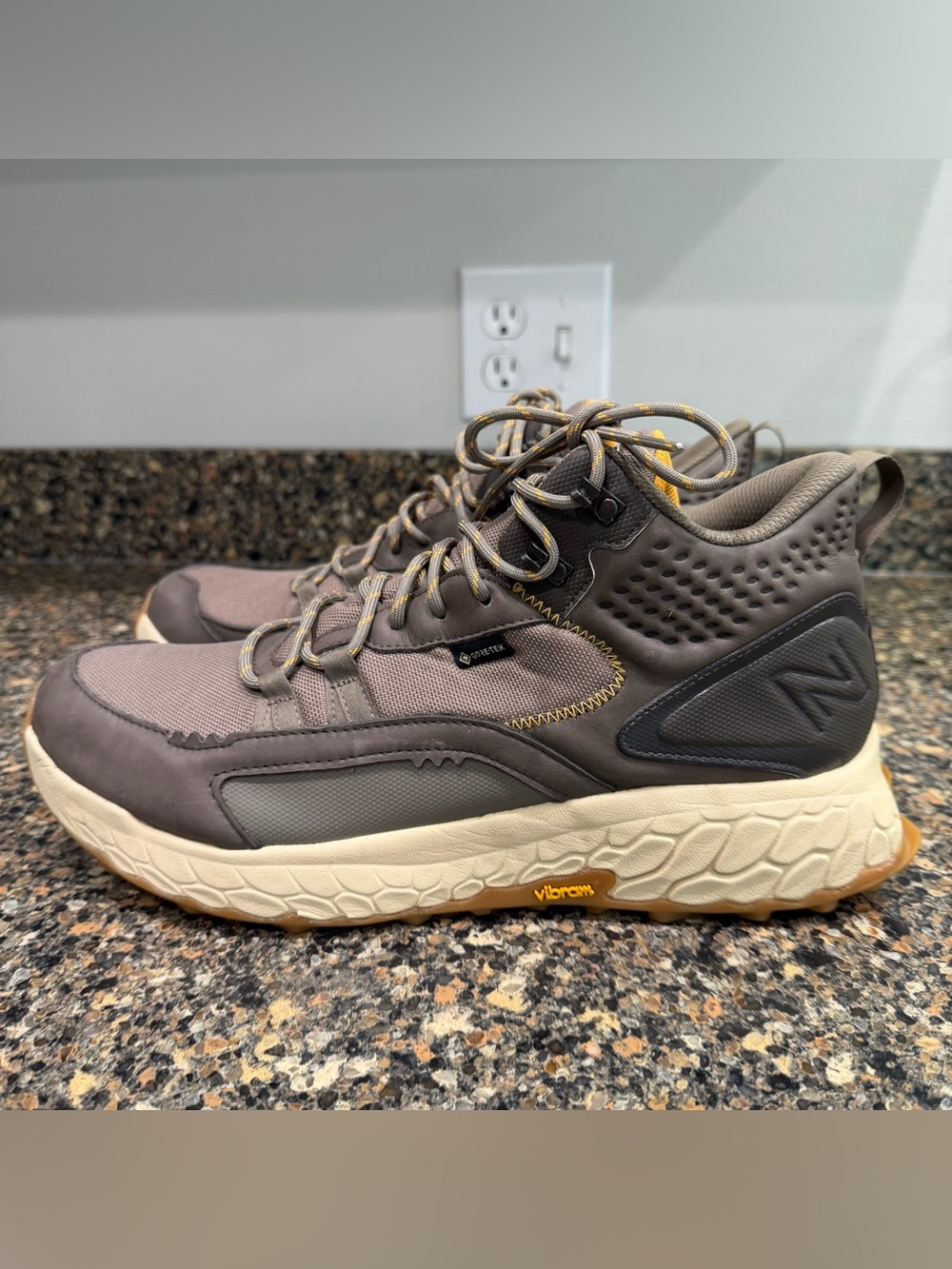 New Balance Men’s Gray Trail Sneakers with Vibram Sole fresh foam 11.5